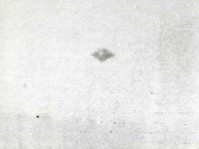 UFO fotografado no Rio de Janeiro em 20 de junho de 1978 por Saul Janusas.