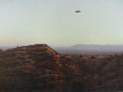 Fotografia obtida por Steve Thomsem, no deserto de Anza Borrego, na Califórnia em janeiro de 1995.