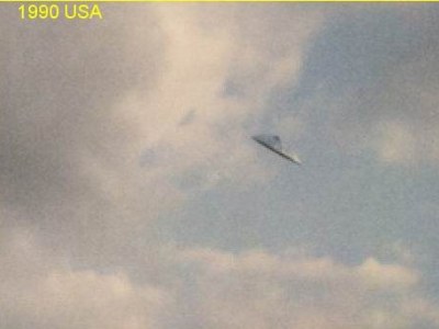 Fotografia de UFO obtida nos Estados Unidos, em 1990