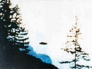 A fotografia acima foi obtida em Saasfee, Suíça, em 26 de julho de 1975.