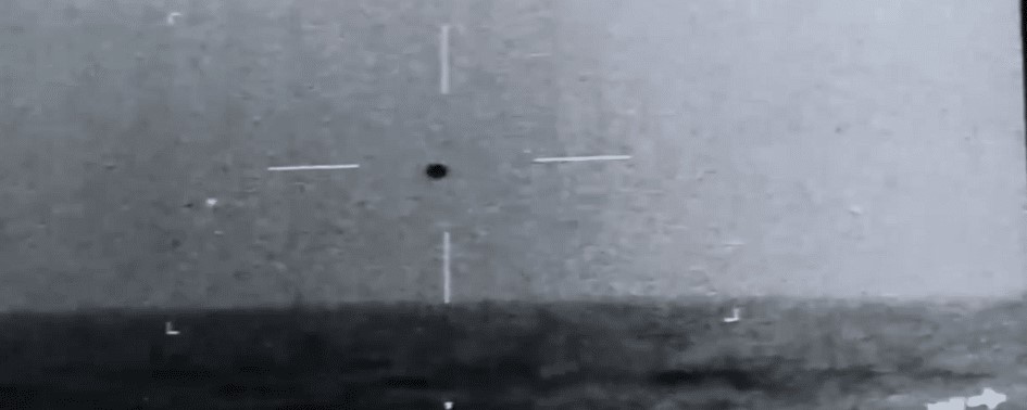 Relatório define UFOs como ‘Sistemas Adversários Estrangeiros’